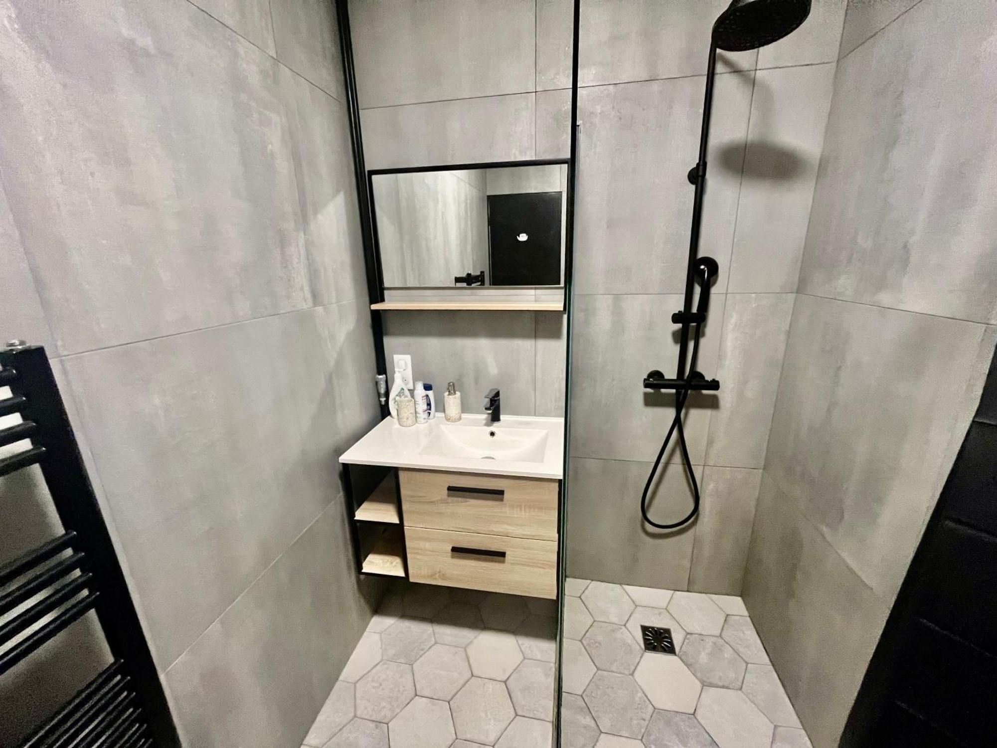 Apartament Le Borrigo Pick Up Airport Mentona Zewnętrze zdjęcie